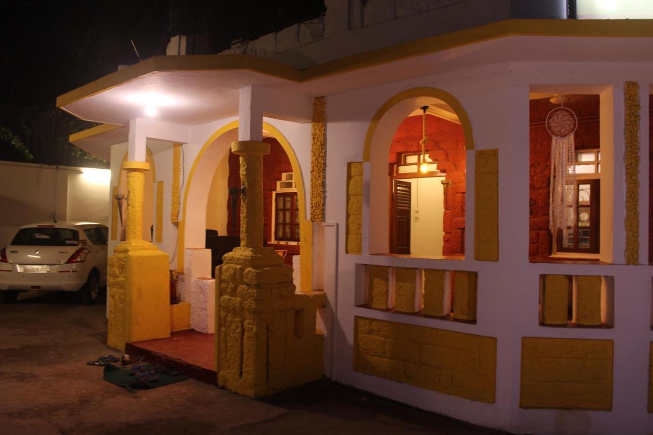 Aerostel - Backpacker'S Hostel In Goa Calangute Zewnętrze zdjęcie