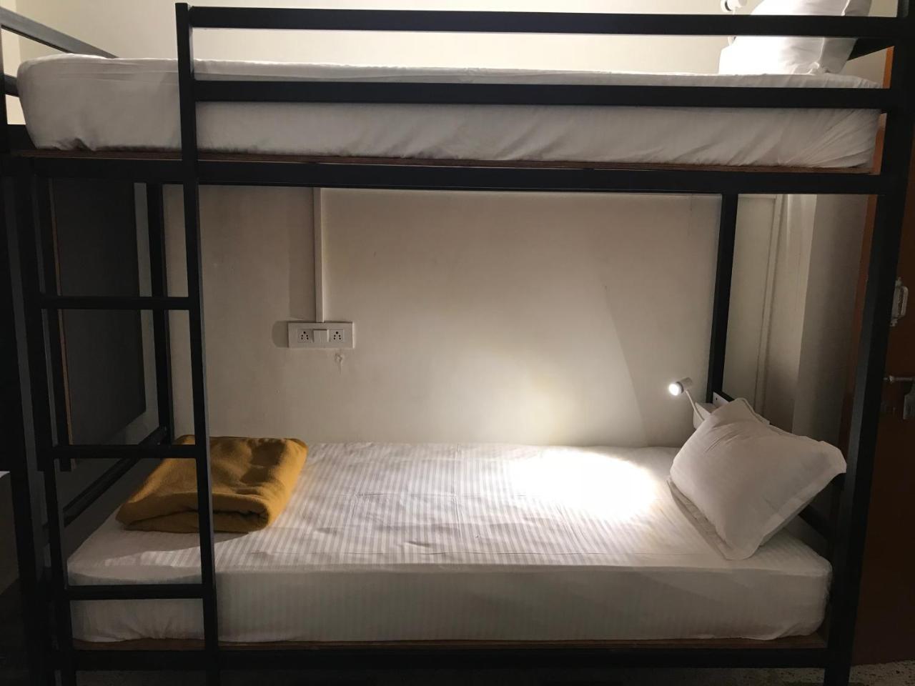 Aerostel - Backpacker'S Hostel In Goa Calangute Zewnętrze zdjęcie