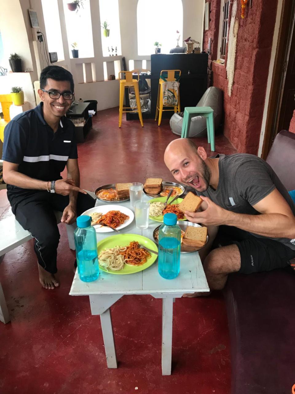 Aerostel - Backpacker'S Hostel In Goa Calangute Zewnętrze zdjęcie